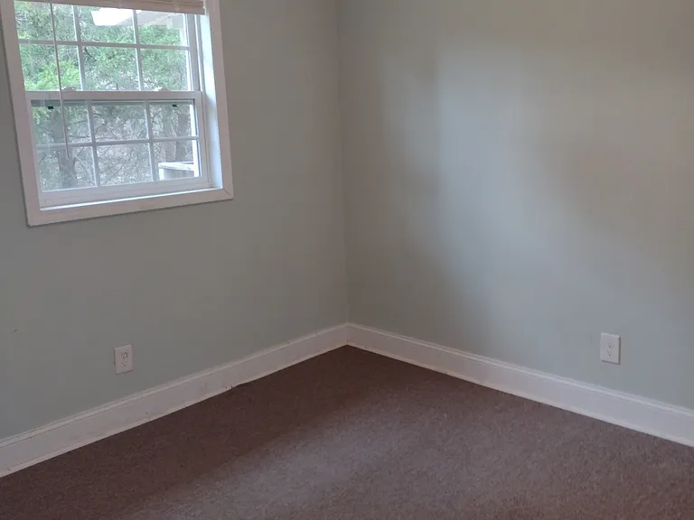 1113 New Rosedale Rd NE — Photo 17