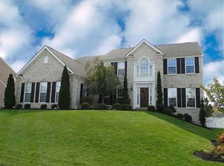 111 Suncrest Ct, Canonsburg, PA 15317