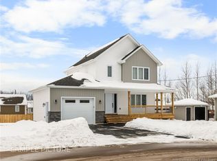 449 Gaspe St, Dieppe, NB E1A1W3