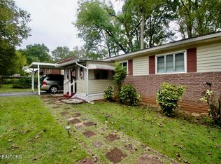 206 Hartford Rd, Knoxville, TN 37920