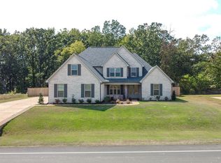1699 Baisley Dr, Nesbit, MS 38651