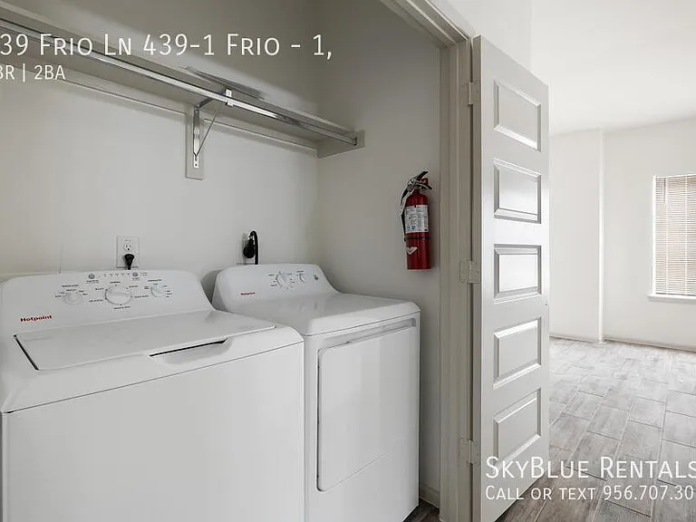 439 Frio Ln #1 — Photo 4