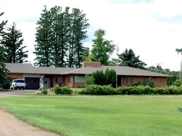101 Rural Ave SW, New England, ND 58650
