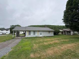 12 Pine Dr, Woodridge, NY 12789