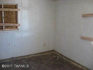 5th image of 616 W 2nd Ave