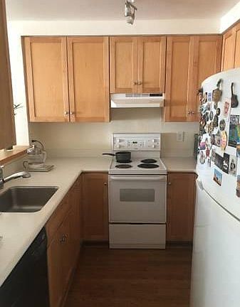 4th image of 78 Cypress Pl
