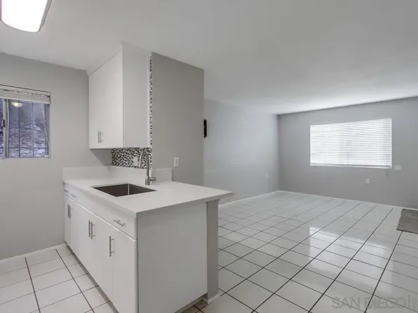 6732 University Ave, San Diego, CA 92115