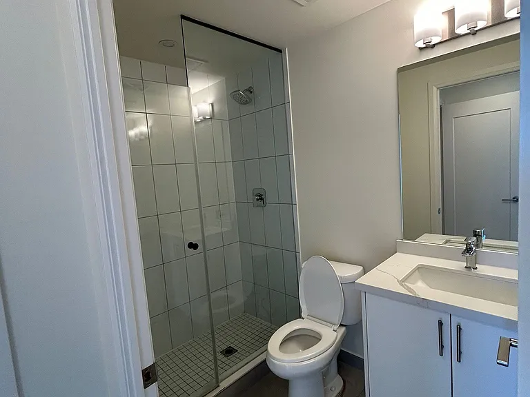 27 Korda Gate #408 — Photo 15