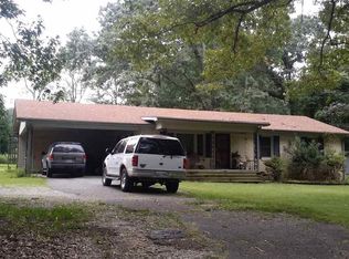 1677 Steam Mill Ferry Rd, Jackson, TN 38301