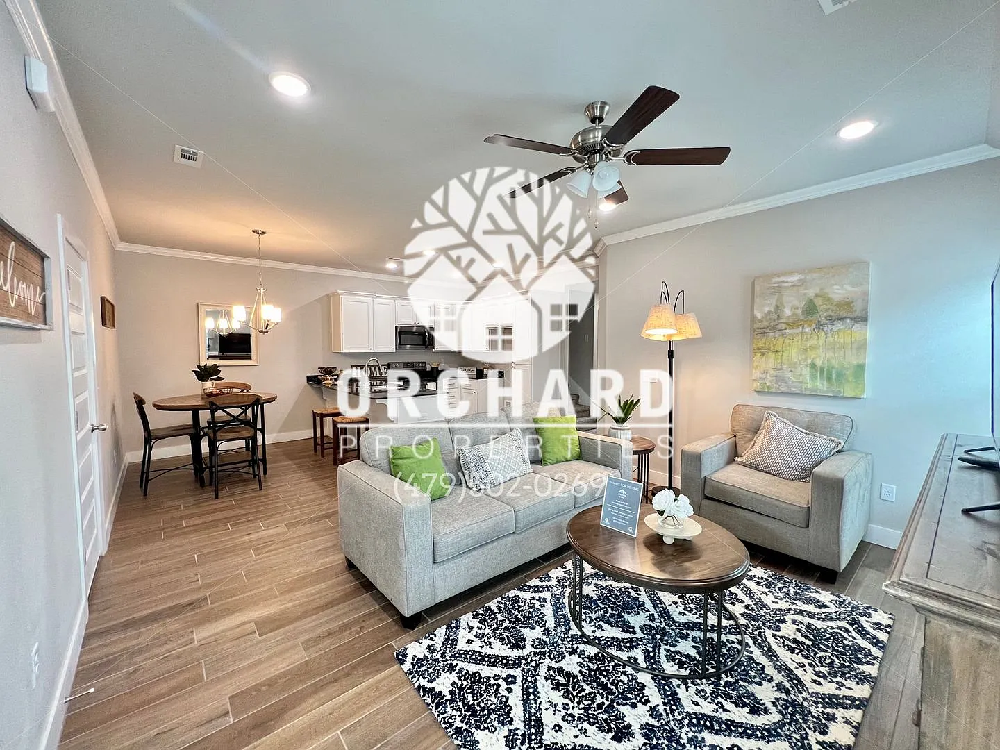 3001 N Conway Drive — Photo 2