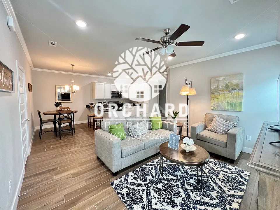 3001 N Conway Dr