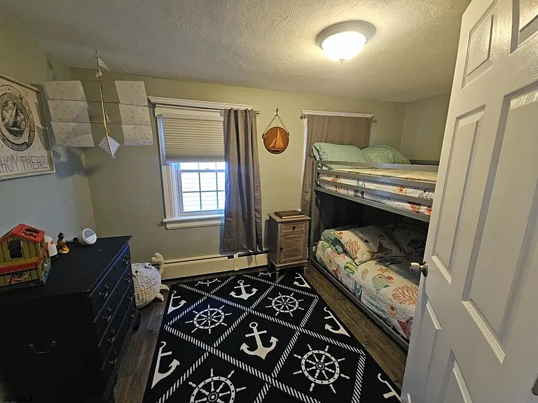 111 N Sacramento Ave — Photo 22