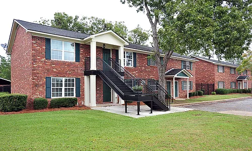 Huntingdon Apartments Photo 1
