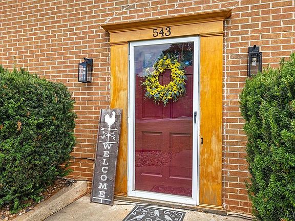 2nd image of 543 Dawnridge Dr