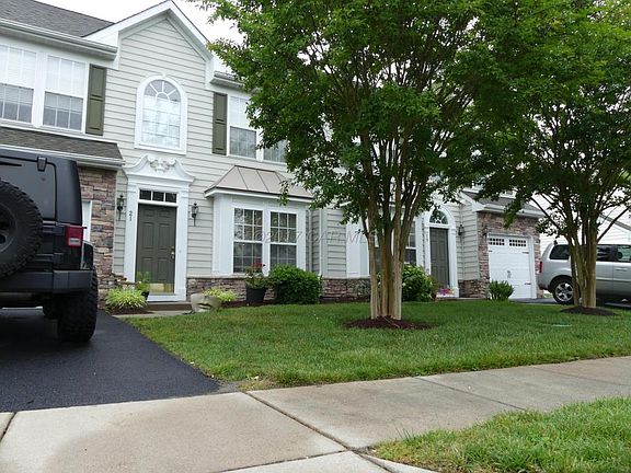 2nd image of 21 Thornberry Dr
