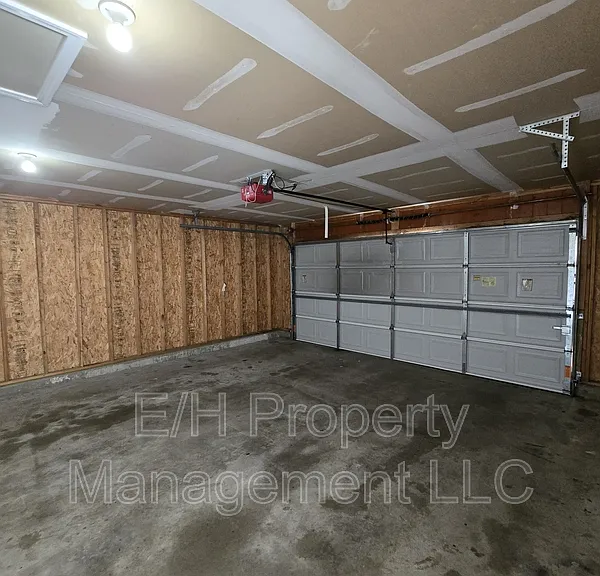 4460 S Elizabeth Ave — Photo 32