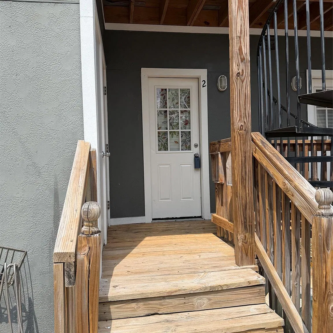 1 bed, 1.0 bath, $1,100 — Photo 1