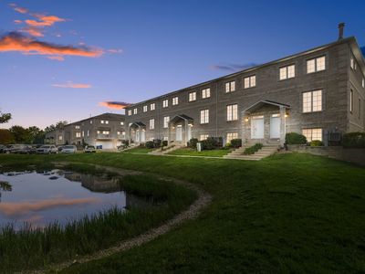 183 N East River Rd UNIT F5, Des Plaines, IL, 60016
