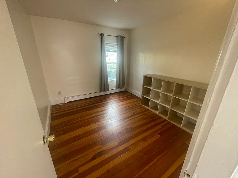 1172 N Main St #1 — Photo 10