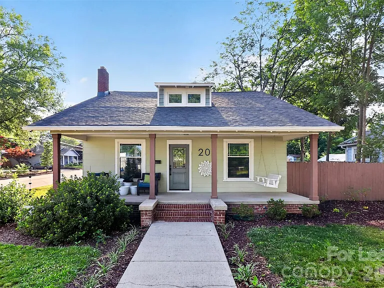 204 E McNeely Ave — Photo 38