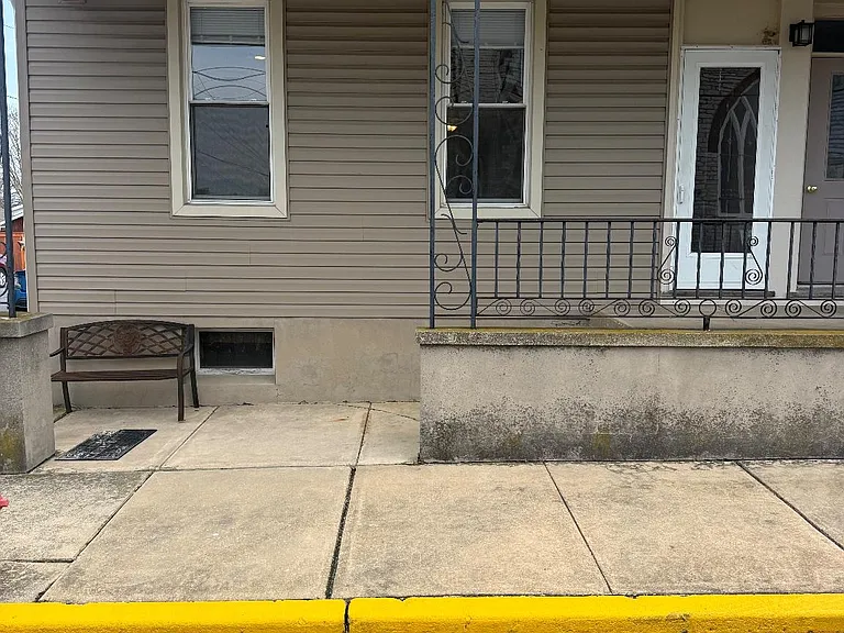 100 S Park St #1S — Photo 4