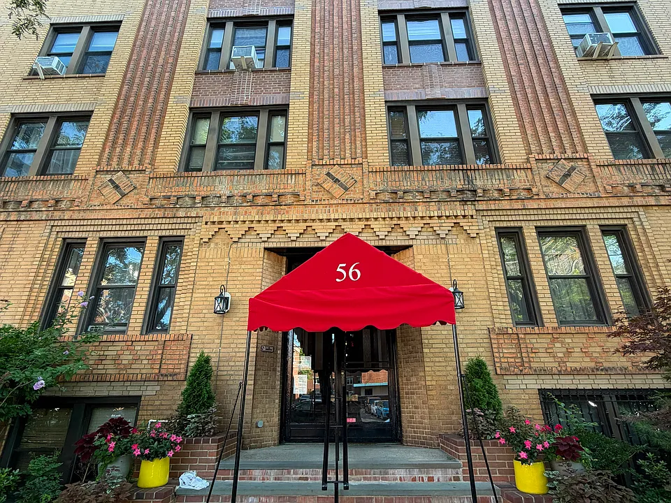 56 Glenwood Ave #25