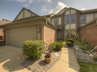 1957 Hawks Nest Ct, Canton, MI 48188