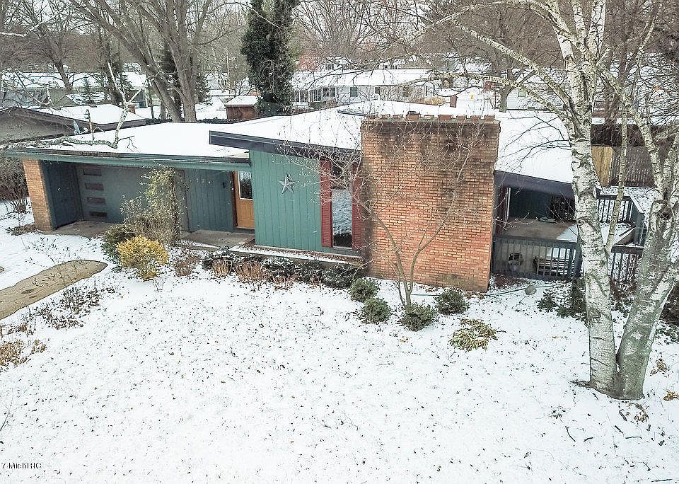 1st image of 774 Southgate St