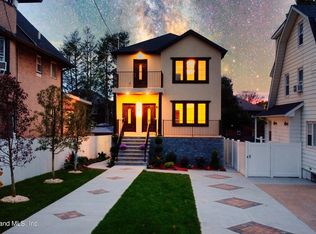 372 Sharon Ave #2, Staten Island, NY 10301