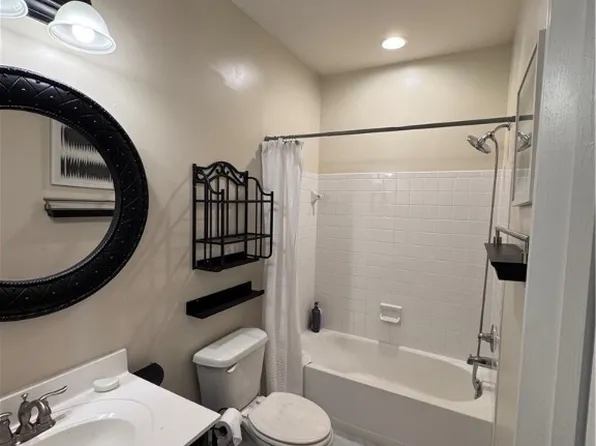 16759 Shingle Oak Dr #269, Woodbridge, VA 22191