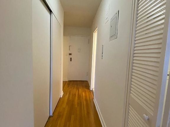 5th image of 1380 1st Ave #6A1