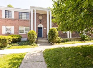 229 Seaton Rd APT 2, Stamford, CT 06902