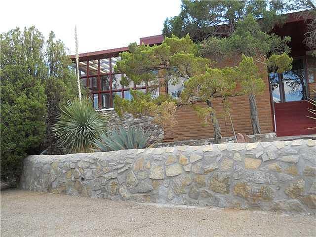 1st image of 3016 Mesa Verde Ln