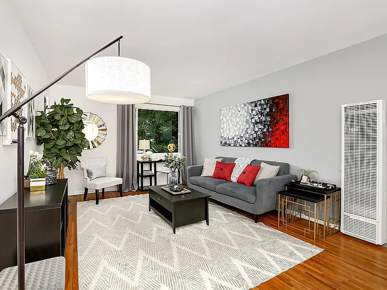 2427 Centinela Ave #G — Photo 1