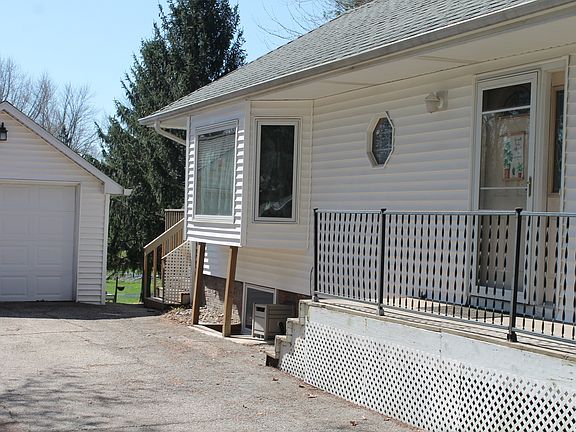 5th image of 321 W South St