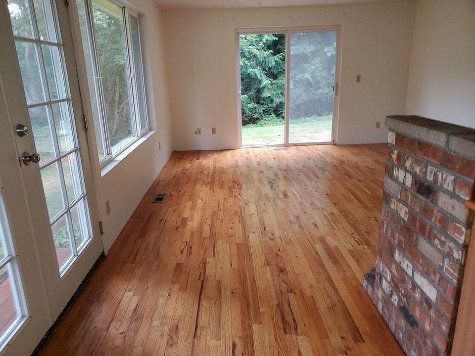1st image of 1425 248th Ave SE