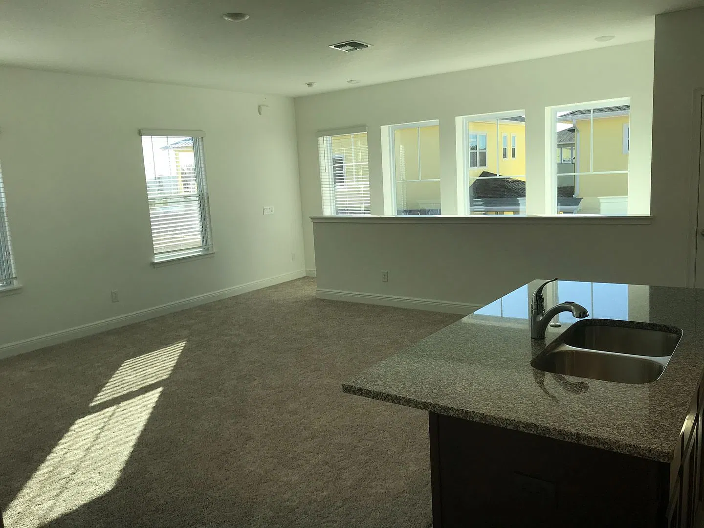 1 Bedroom/1 Bathroom/1 Car Garage Apartment In Lake Nona — Photo 2