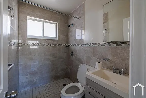404 NW 4th Ave #1 — Photo 10