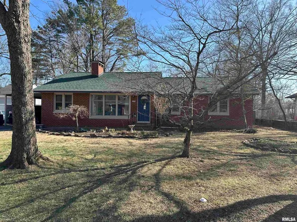 1209 W Hill Ave, Carbondale, IL 62901