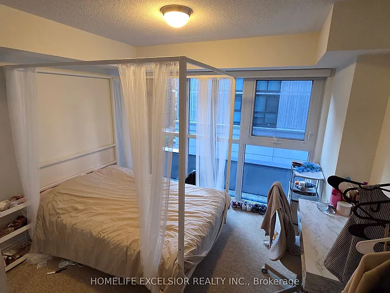 28 Ted Rogers Way #411 — Photo 10