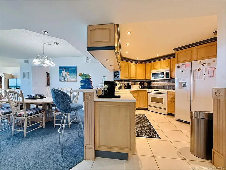 9500 S Ocean Dr #905 — Photo 9