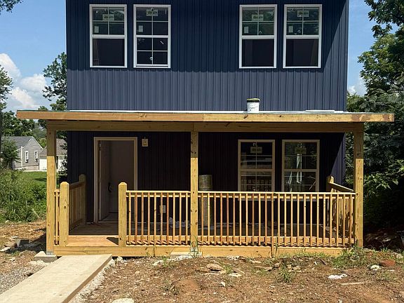 2nd image of 1315 Iredell Ave