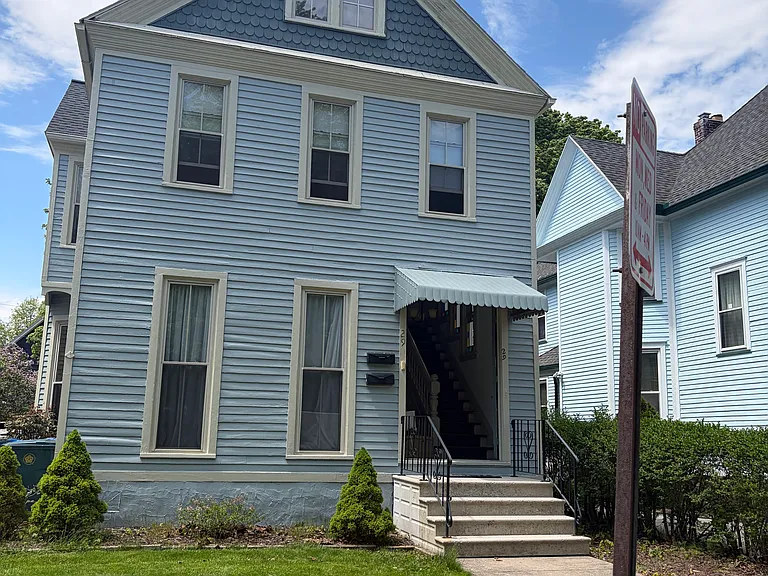 29 Rundel Park — Photo 1
