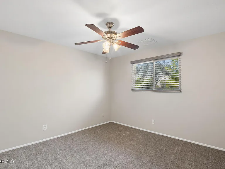 1260 E Alameda Dr — Photo 20