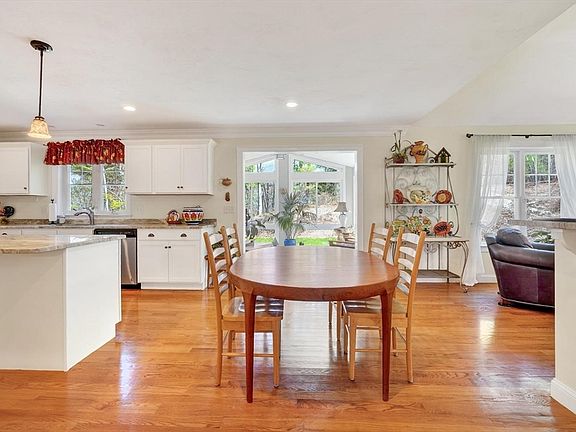 3rd image of 338 Cow Pond Brook Rd