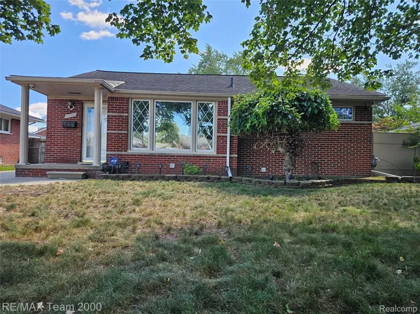 24925 Van Buren Rd, Dearborn Heights, MI 48127