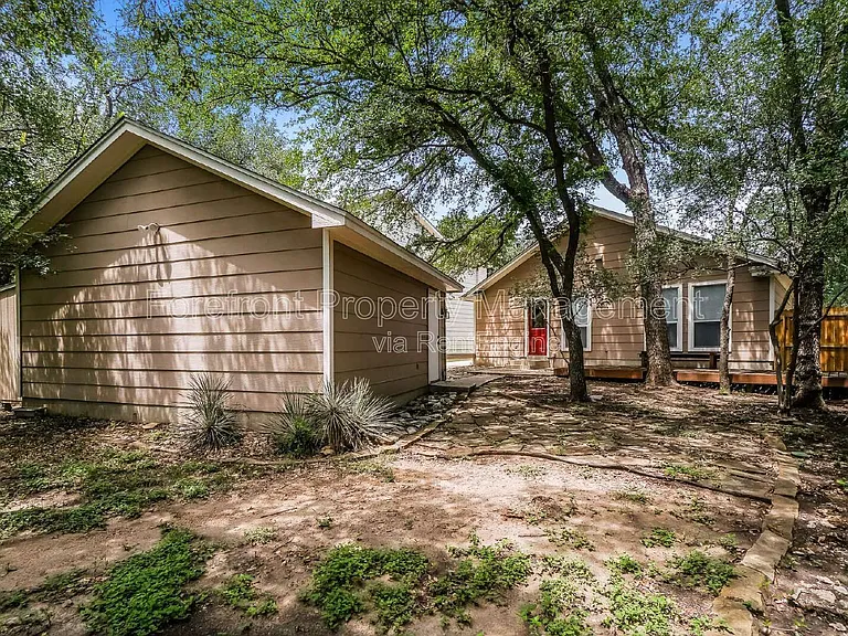 539 Willow Grove Dr — Photo 3