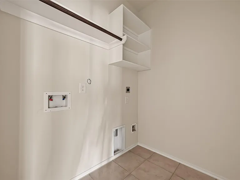 3314 Karleigh Way — Photo 20