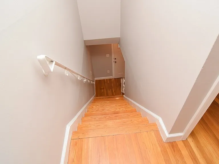 37-49 Arcadia Ave #45 — Photo 28