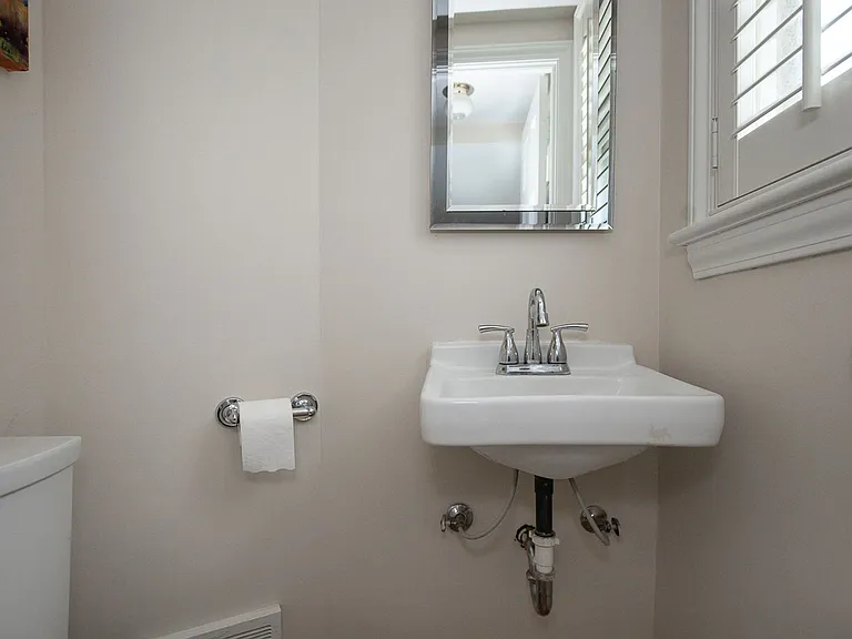 3715 Avalon Rd — Photo 28